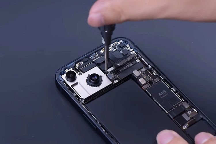 Thay Camera iPhone 14