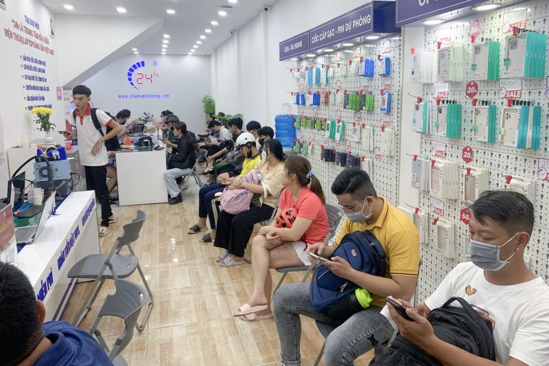 ep-co-man-hinh-samsung-galaxy-s25