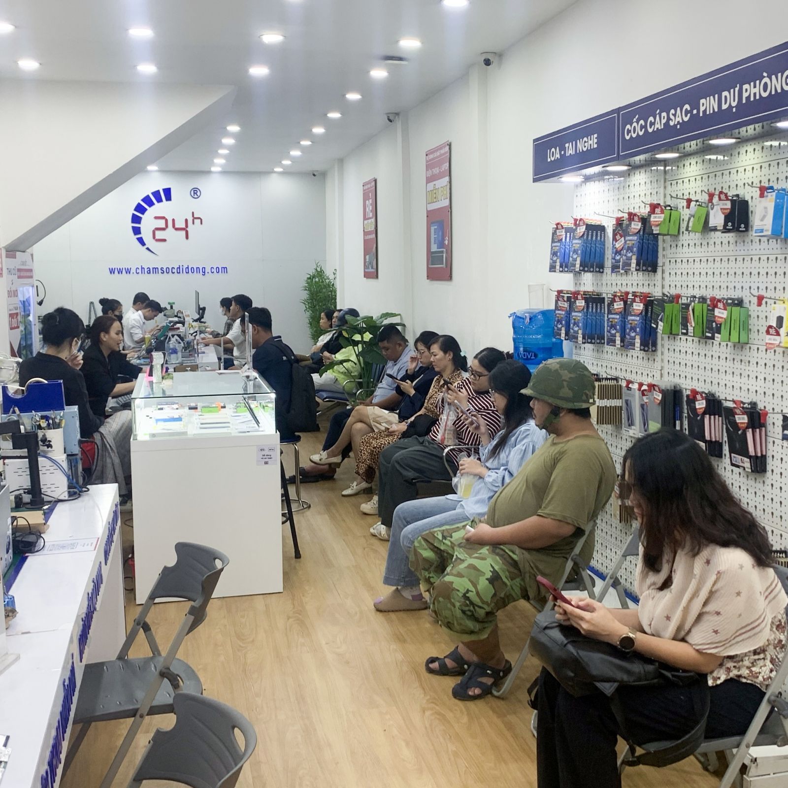 Thay vỏ iPhone 16 Pro