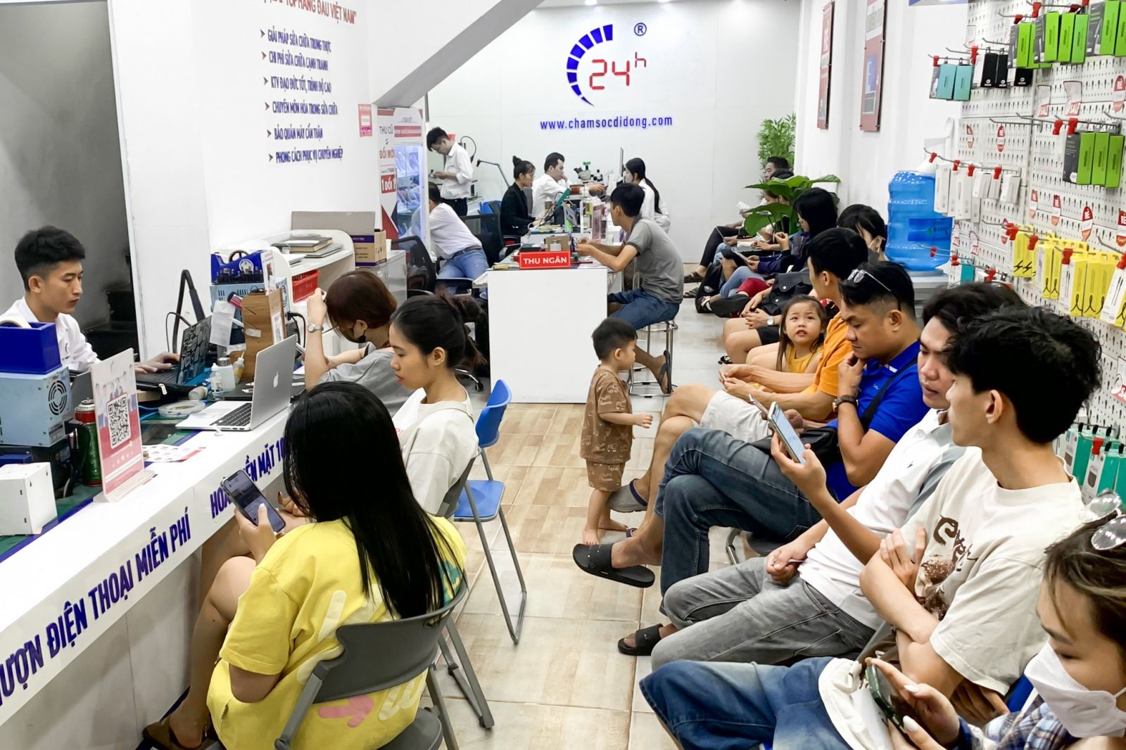 Thay chuông iPhone 16 Plus Thay chuông iPhone 16 Plus