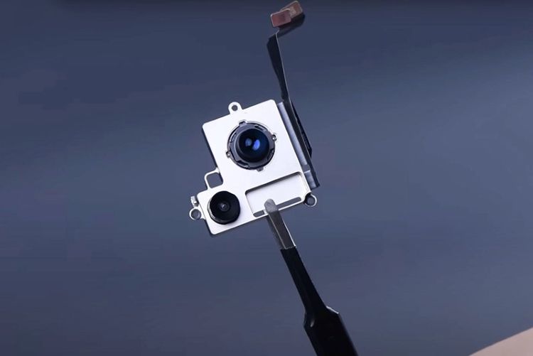 Thay Camera iPhone 14 Plus