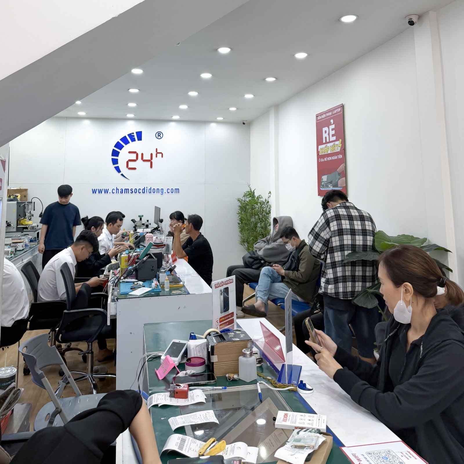 Thay Camera iPhone 14 Plus