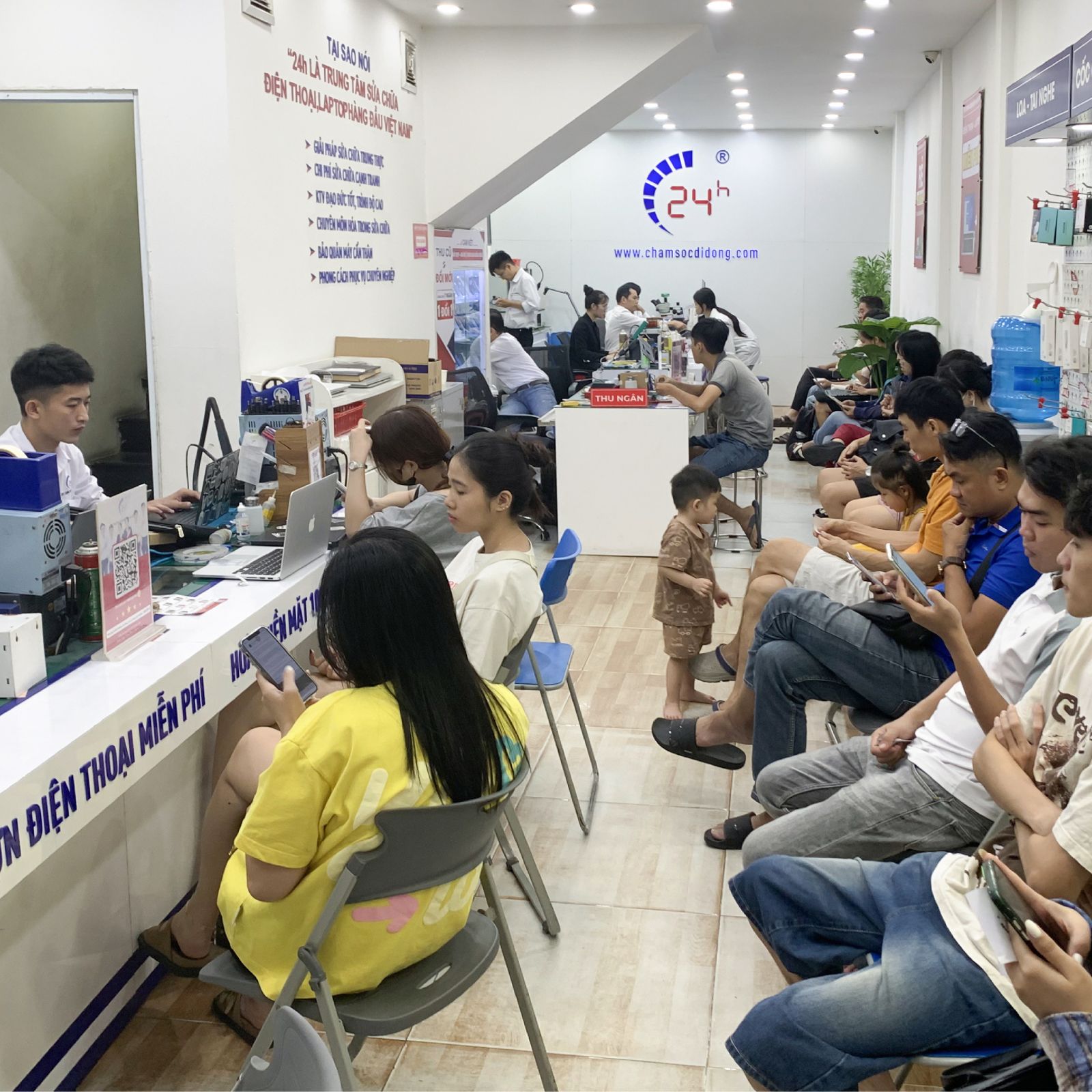 Thay rung iPhone 16 Plus Thay rung iPhone 16 Plus