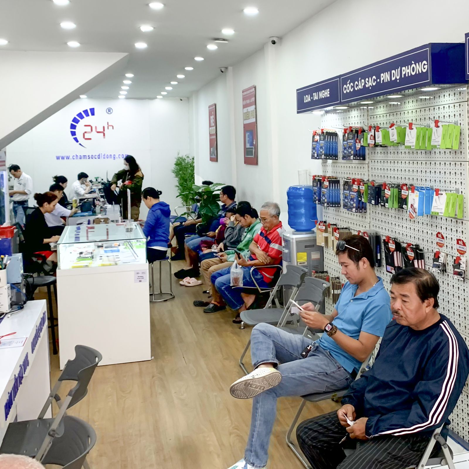 Thay rung iPhone 16 Pro Max