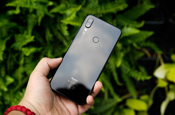 Thay kính camera sau Xiaomi Redmi Note 7 Thay kính camera sau Xiaomi Redmi Note 7