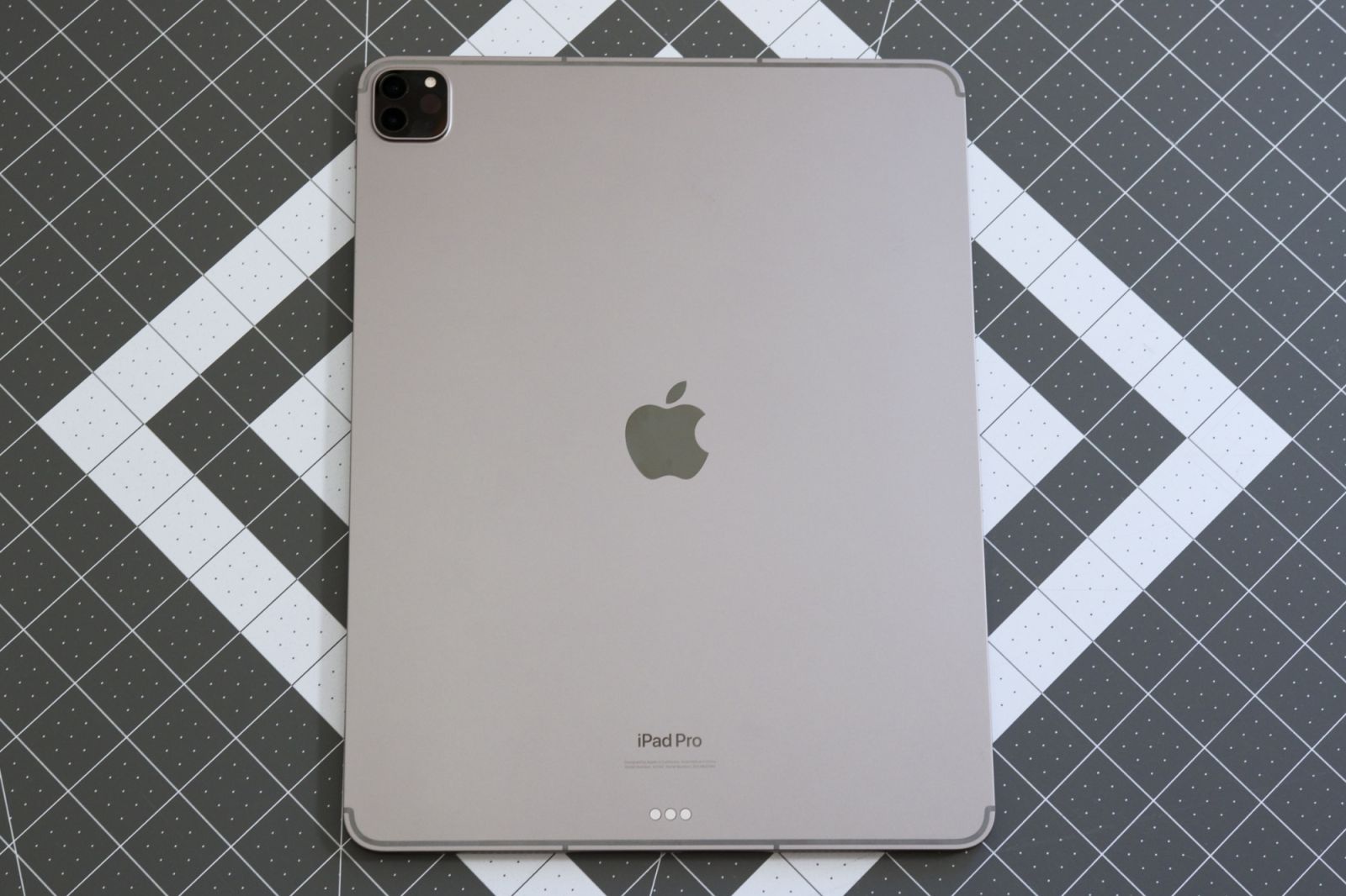 Thay màn hình iPad Pro 12.9 (2022)