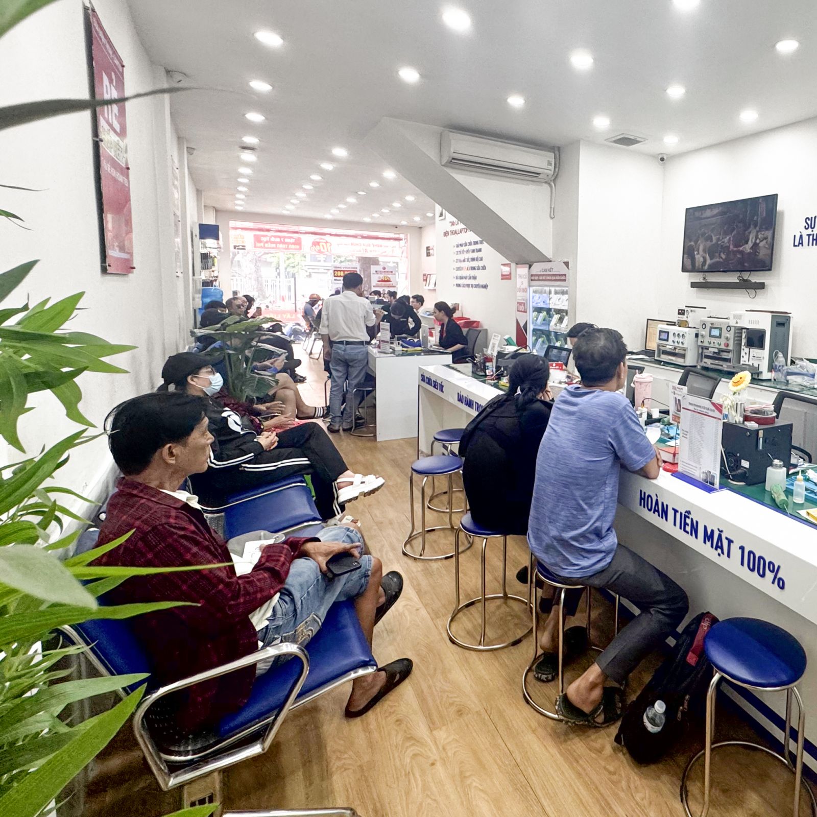 Thay màn hình Xiaomi 13T 2306EPN60G Thay màn hình Xiaomi 13T 2306EPN60G