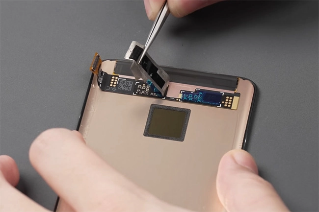 Thay màn hình Xiaomi 13 