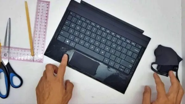 Thay bàn phím Microsoft Surface Pro 5 