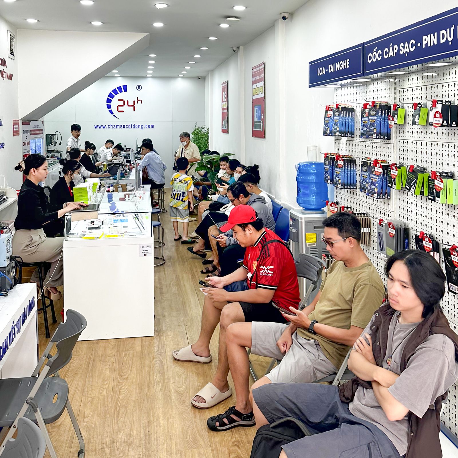 Thay Chuông iPhone 13