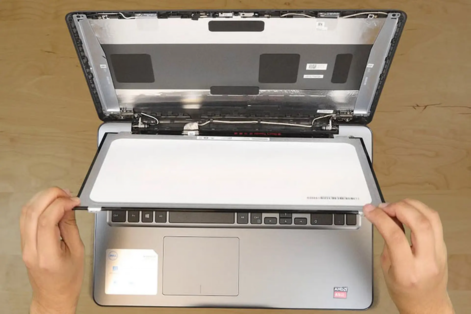 Thay màn hình Laptop Dell Inspiron 14 Thay màn hình Laptop Dell Inspiron 14