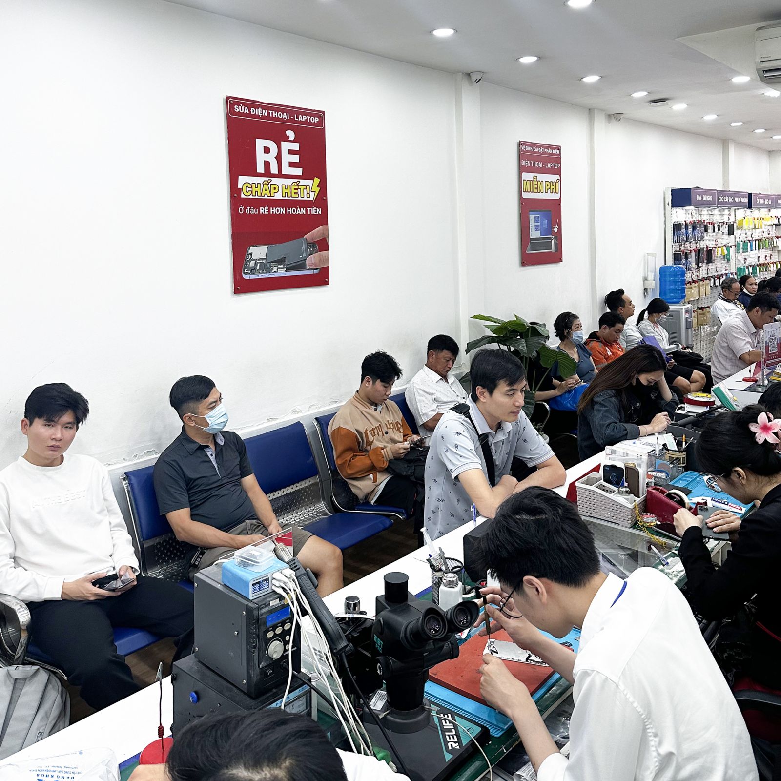 Bộ sạc nhanh Baseus GaN5 1C 20W CN Mini (Kèm Cáp sạc nhanh Cable Type-C sang iP PD 20W 1m)