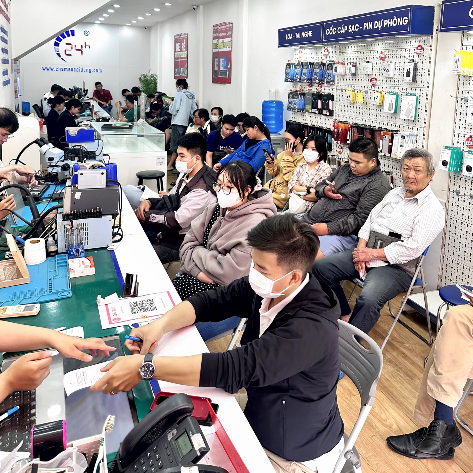 iPhone 15 Pro Max 256GB Cũ chính hãng iPhone 15 Pro Max 256GB Cũ chính hãng