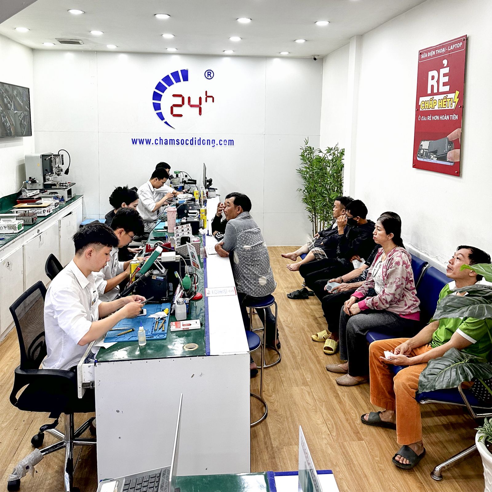 Sạc dự phòng Aukey PB-Y53 Spark Sling 10000mAh 15W kèm cáp USB-C