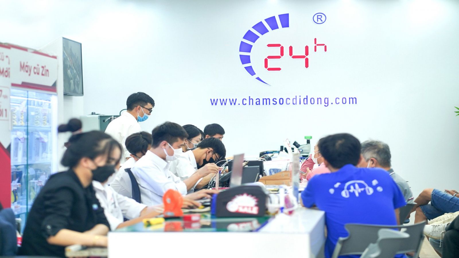 Thay cáp sạc không dây NFC iPhone 14 Pro Max