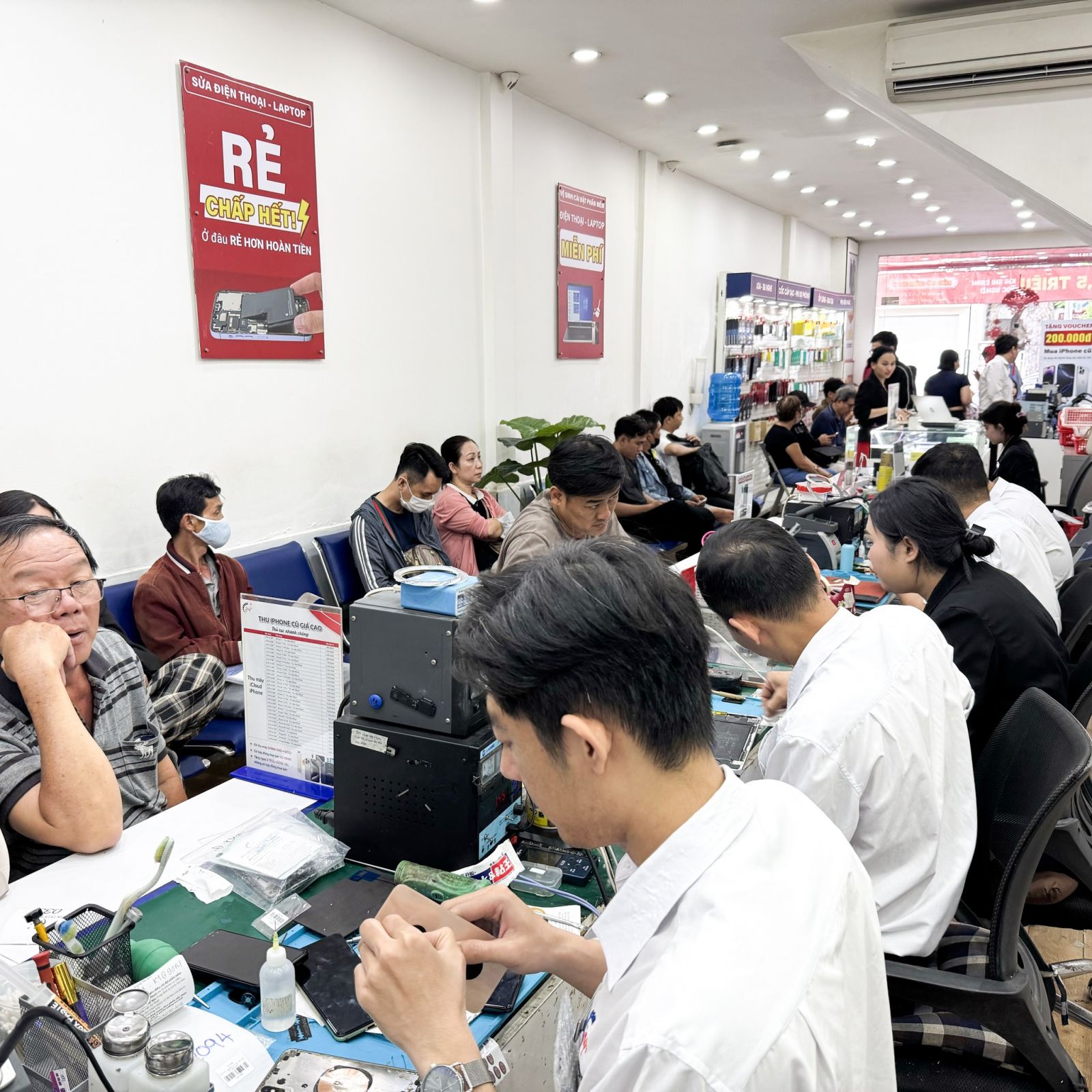 Sạc dự phòng Energizer 20000mAh/3.7V Li-Polymer