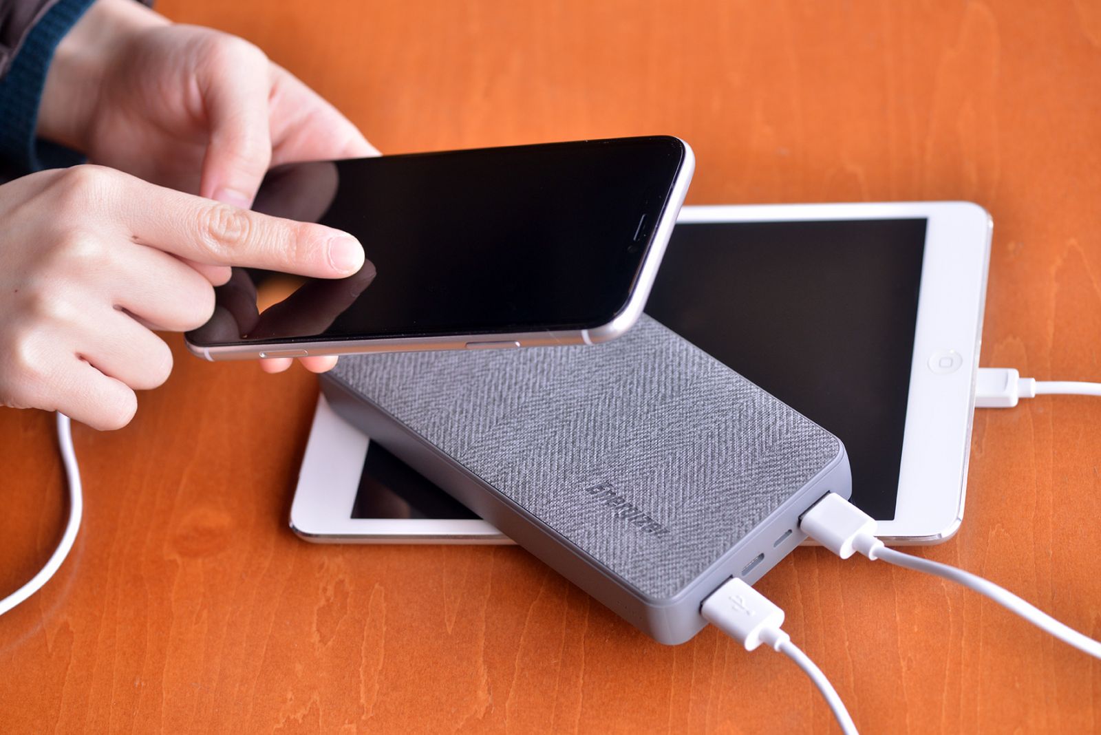 Sạc dự phòng Energizer 20000mAh/3.7V Li-Polymer