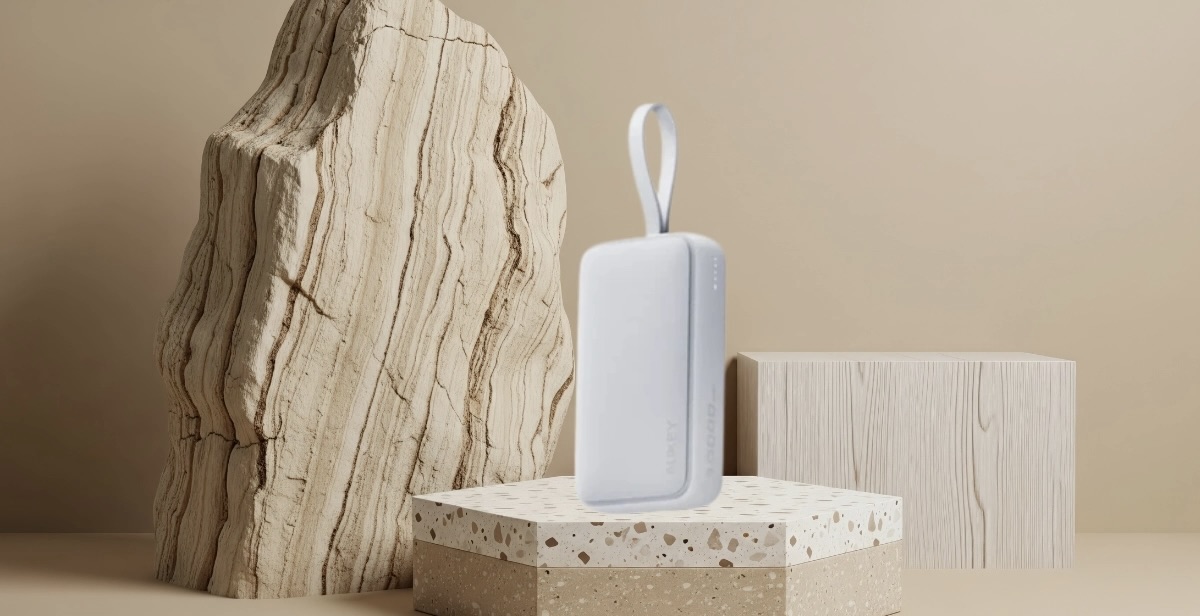 Sạc dự phòng Aukey PB-Y61 Spark Sling Neo 10000mAh 30W kèm cáp USB-C