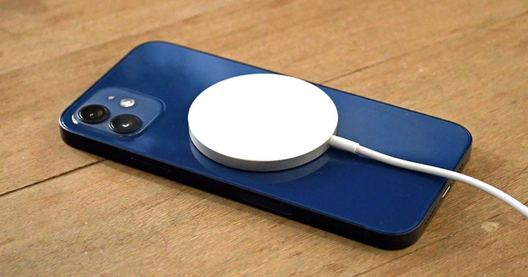 Thay cáp sạc không dây NFC iPhone 13 Thay cáp sạc không dây NFC iPhone 13