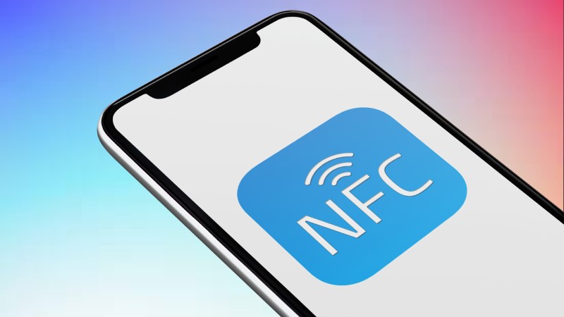 Thay cáp sạc không dây NFC iPhone 13