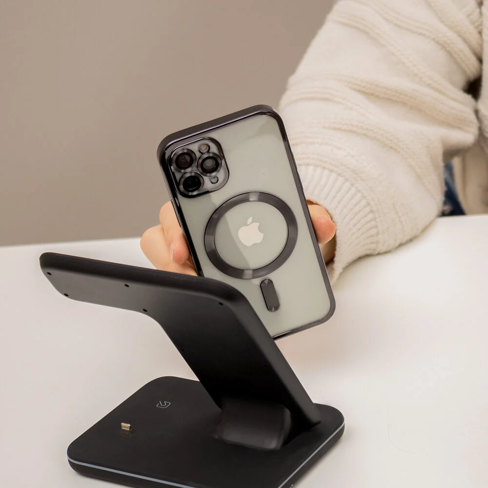 Thay cáp sạc không dây NFC iPhone 16 Pro Max Thay cáp sạc không dây NFC iPhone 16 Pro Max