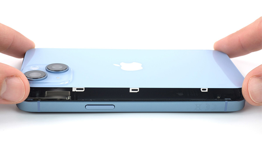 Thay cáp sạc không dây NFC iPhone 15