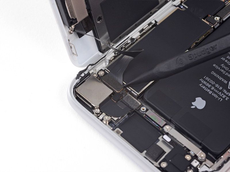 Thay camera iPhone 8