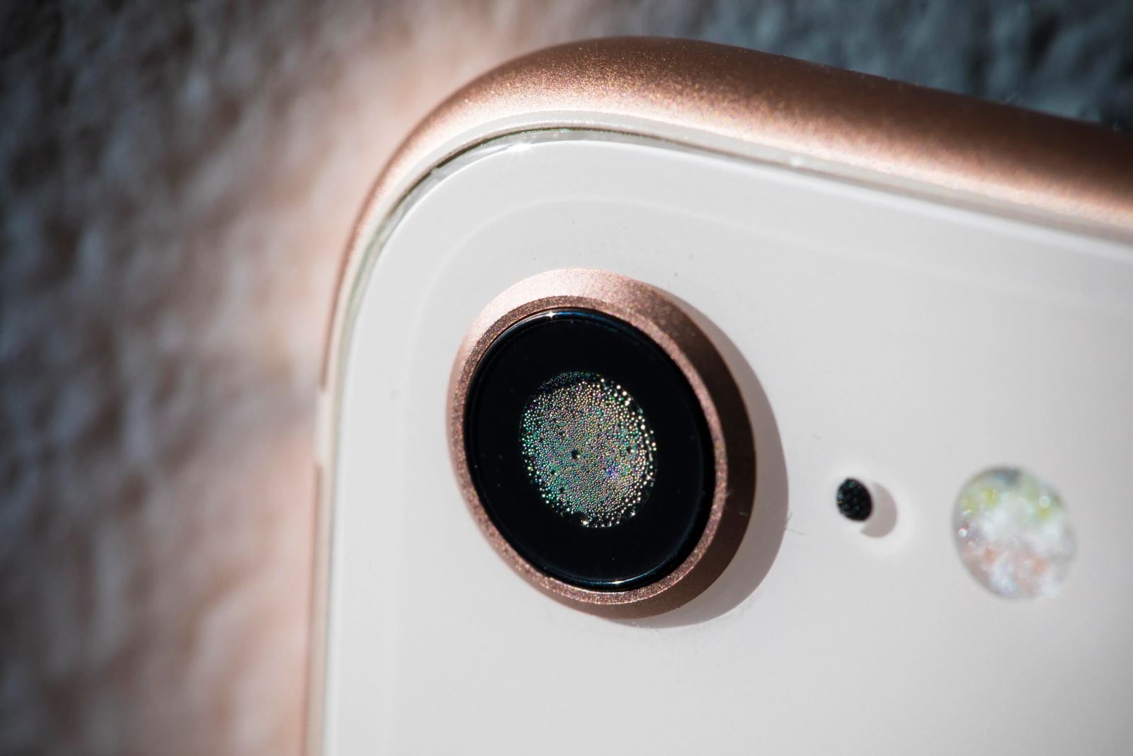 Thay camera iPhone 8