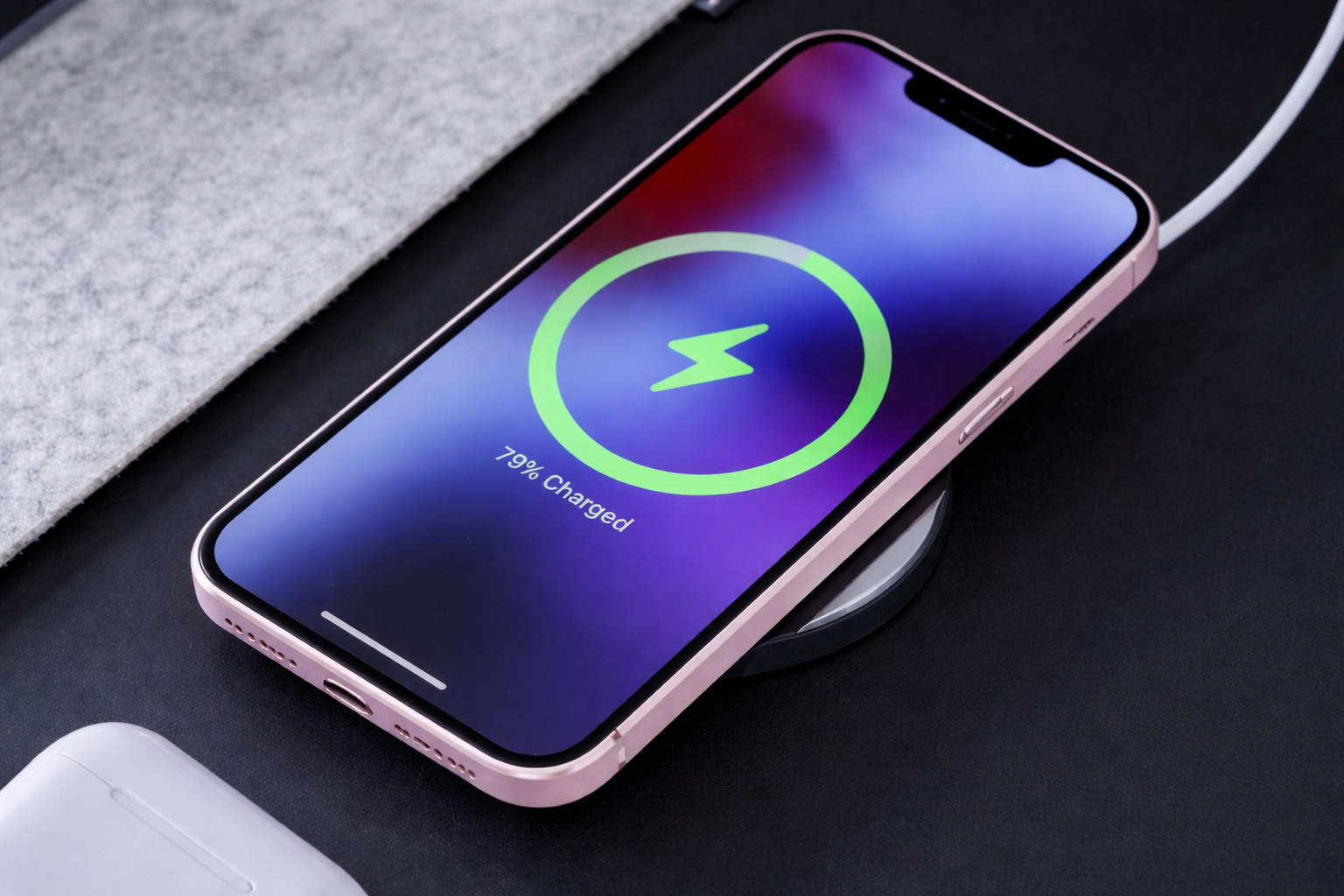 Thay cáp sạc không dây NFC iPhone 14 Plus