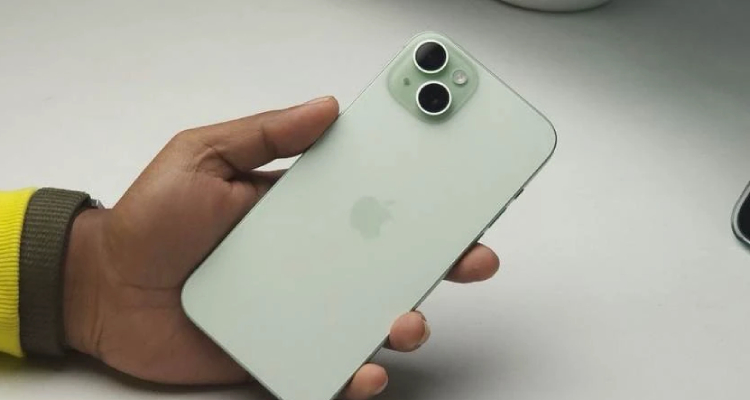 Thay cáp sạc không dây NFC iPhone 15 Plus