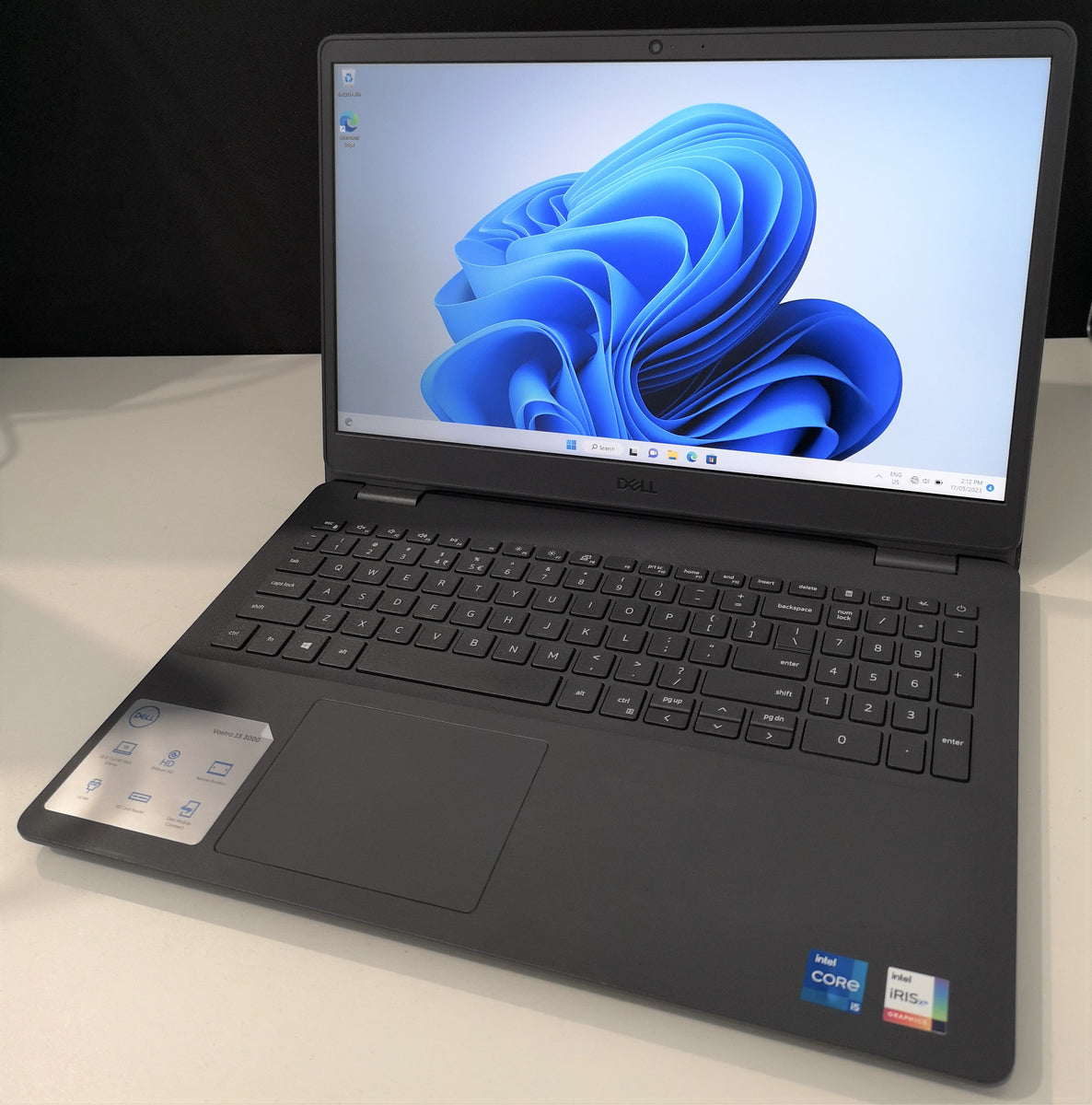 Thay màn hình laptop Dell Vostro 15 inch 3500