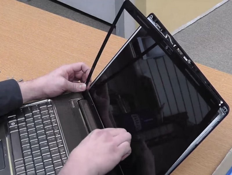 Thay màn hình laptop Dell Vostro 15 inch 3500