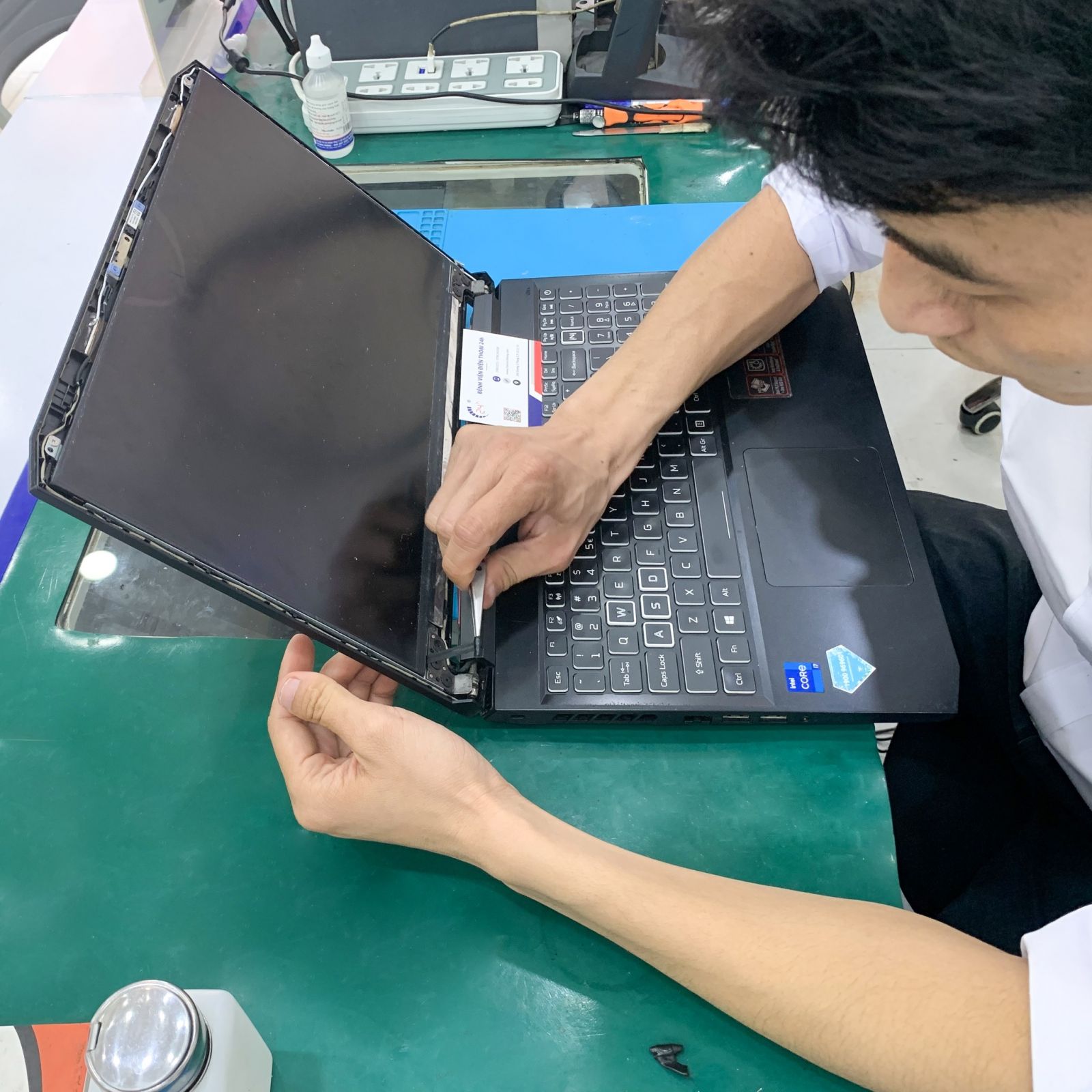 Thay màn hình laptop Dell Latitude 14 inch 3420 (12)