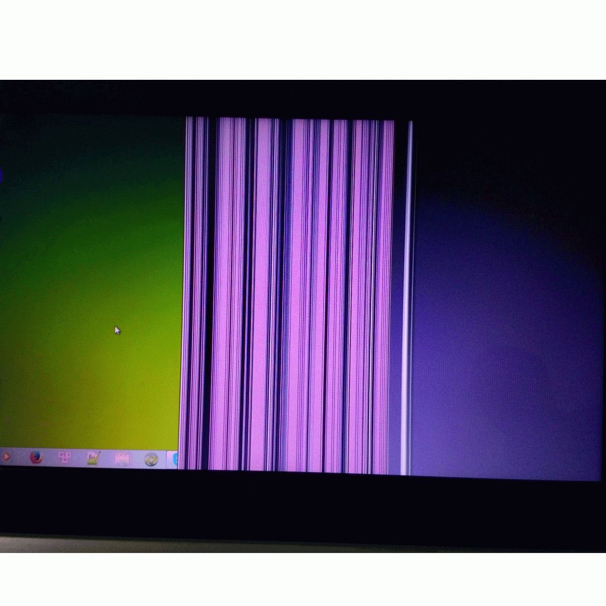 Thay màn hình laptop Dell Inspiron 13 inch 7573 Thay màn hình laptop Dell Inspiron 13 inch 7573