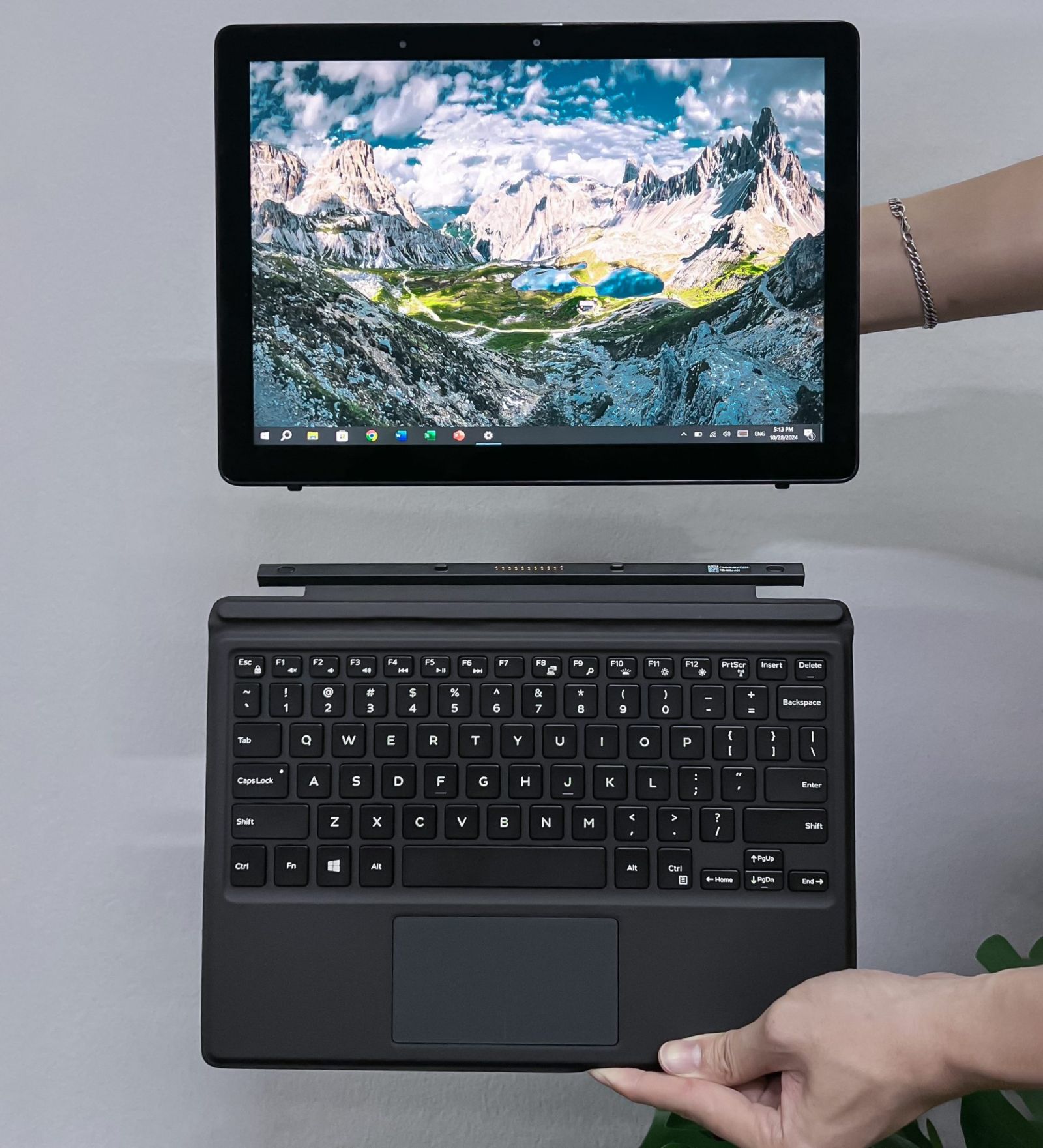 Thay màn hình laptop Dell Latitude 5290 2-IN-1