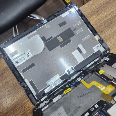 Thay màn hình laptop Dell Latitude 5290 2-IN-1