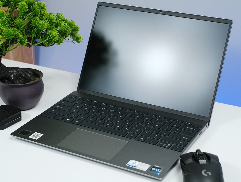 Thay màn hình laptop Dell Vostro 13 inch 5320