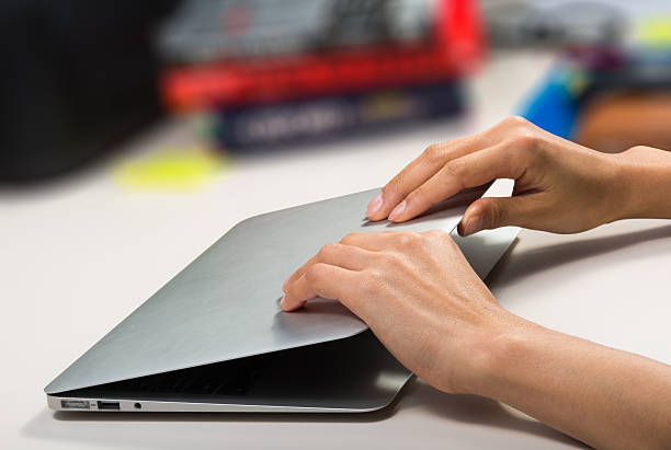 Thay màn hình laptop Dell Latitude 13 inch 7320