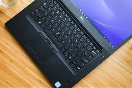 Thay màn hình laptop Dell Latitude 13 inch 7320