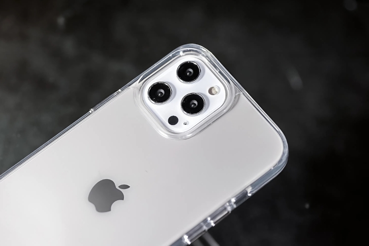 Ốp lưng iPhone 13 Pro kính viền dẻo SPACE 2