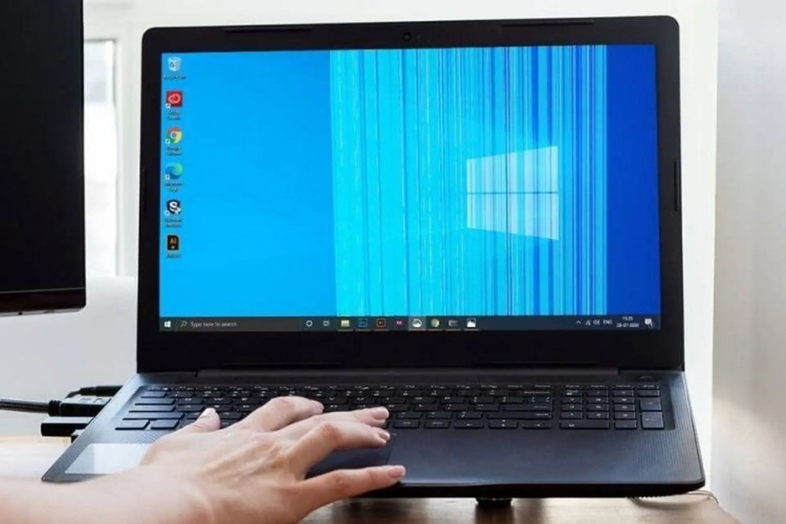 thay-man-hinh-laptop-dell-vostro-14-inch-5470-6