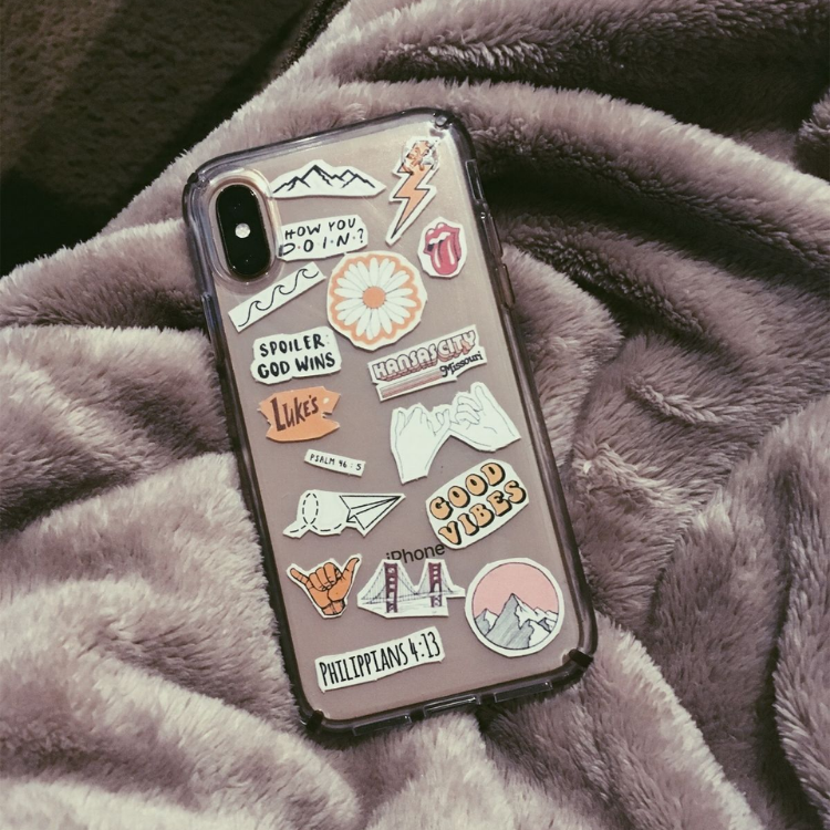 op-lung-iphone-xs-max-vien-deo-lung-kinh-9