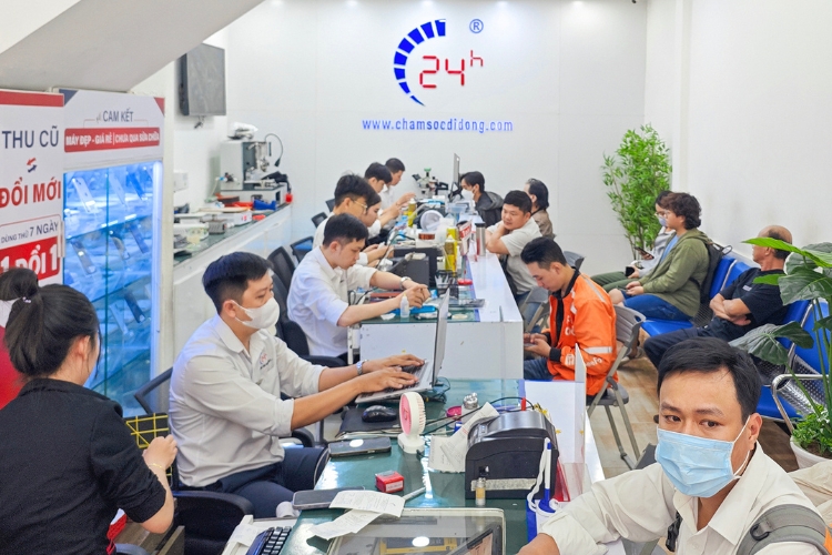 Thay mặt kính iPhone 12 Mini