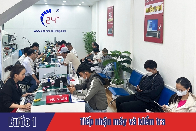 Tiếp nhận máy và kiểm tra thay mặt kính iphone 15 plus 