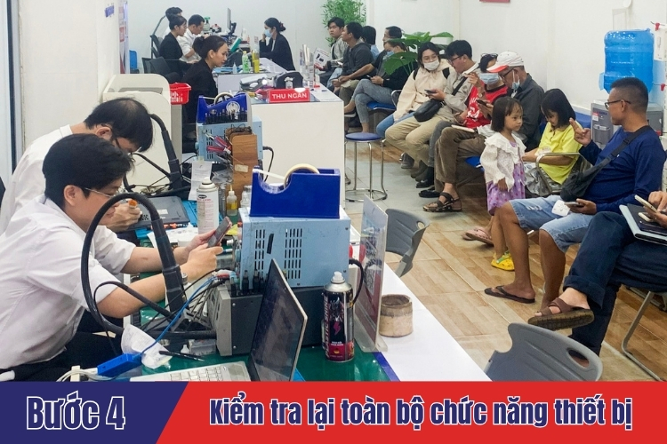 Kiểm tra lại toàn bộ chức năng thiết bị khi thay mặt kính iphone 15 plus
