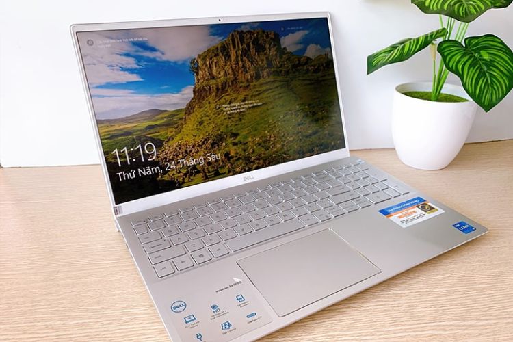 Thay bàn phím laptop Dell Inspiron 5502 