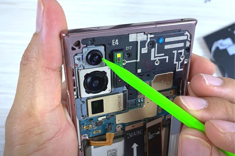 Nguyên nhân khiến bạn phải thay camera Samsung Galaxy Note 20 Ultra 5G