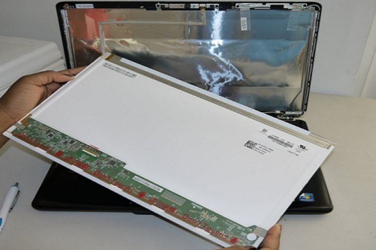 Thay màn hình laptop Dell Inspiron 3421