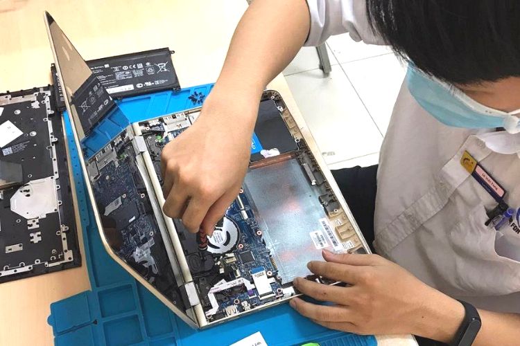 Quy trình thay RAM laptop tại Bệnh Viện Điện Thoại Laptop 24h