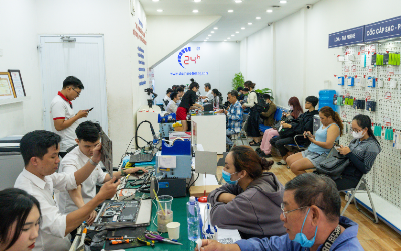 benh-vien-dien-thoai-laptop-24h-tuyet-doi-khong-cai-phan-mem-be-khoa-16